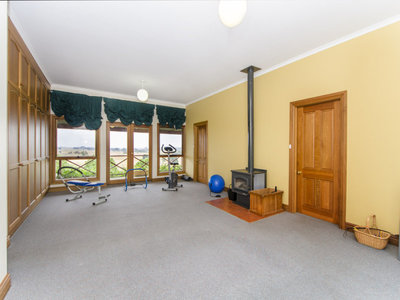 247 Mt Percy Road, Compton