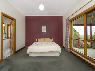 247 Mt Percy Road, Compton