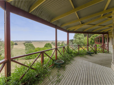 247 Mt Percy Road, Compton