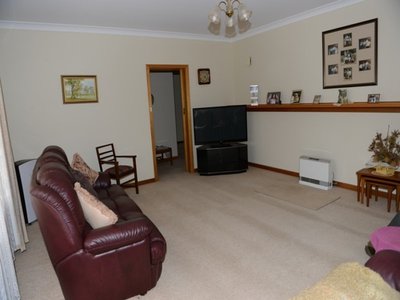 261 Kennedy Avenue, Worrolong