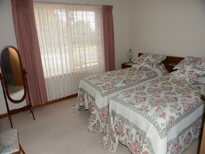 261 Kennedy Avenue, Worrolong