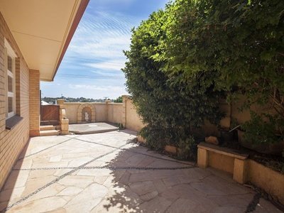 28 Gwendoline Street, Mount Gambier