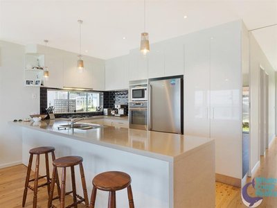 85 Dalmeny Dr, Kianga
