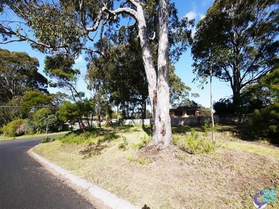 2 Chisholm Place, Narooma