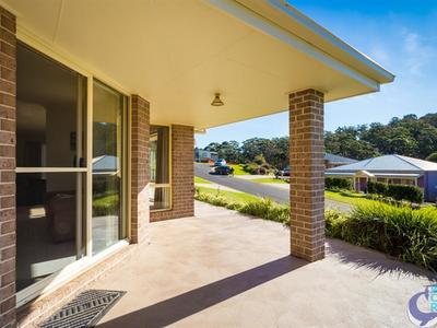 2 John Pl, North Narooma