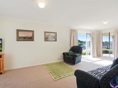 2 John Pl, North Narooma