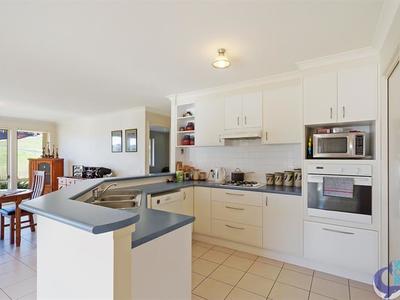 2 John Pl, North Narooma