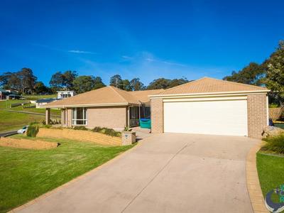 2 John Pl, North Narooma