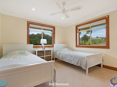 6 Yabbarra Drive, Dalmeny