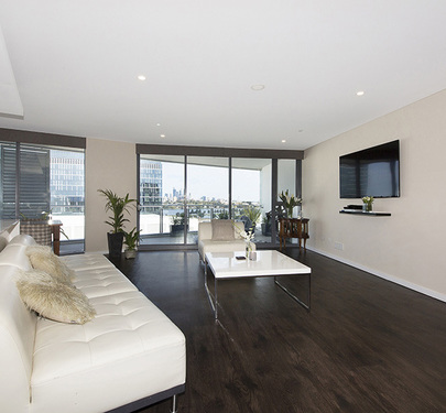 806 21 Bow River, Burswood