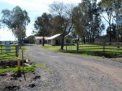 585 Old Dookie Rd, Shepparton East