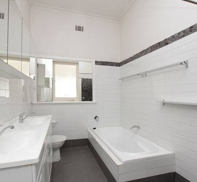 95 Lake Monger Drive, Wembley