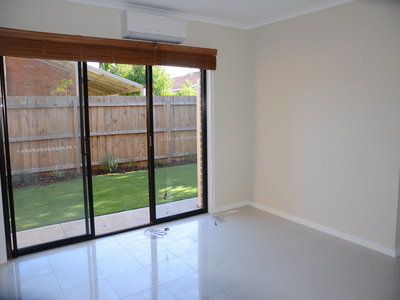 4 / 125 Princes Highway, Werribee