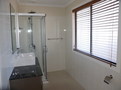 4 / 125 Princes Highway, Werribee