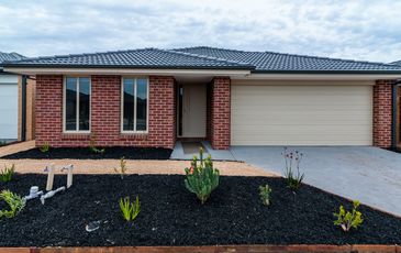 9 Heathcote Grove, Officer