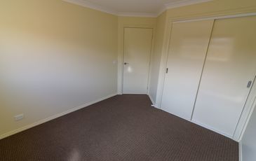 9 Heathcote Grove, Officer