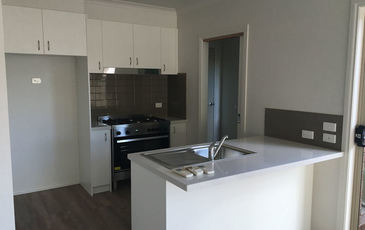 2 / 12 Horner Street, Beaconsfield