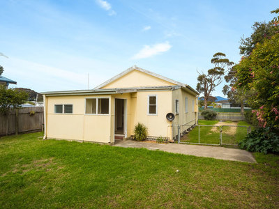 4 Barker Parade, Narooma