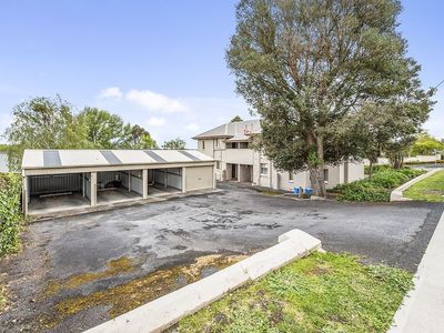 84 Bay Road, Mount Gambier