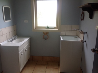 373 Pinehall Road, Suttontown