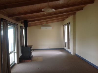 373 Pinehall Road, Suttontown