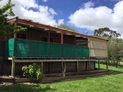 373 Pinehall Road, Suttontown