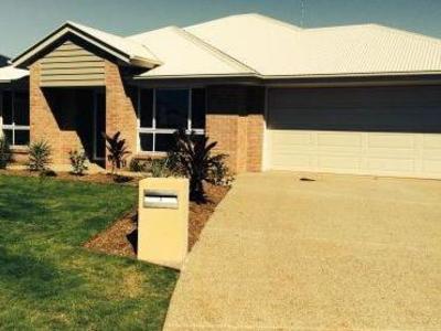 7 Lorberg Court, Branyan