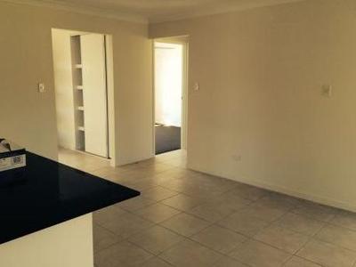 7 Lorberg Court, Branyan