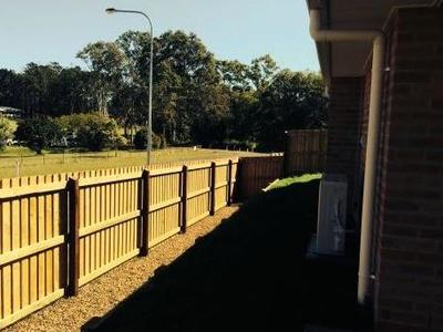 7 Lorberg Court, Branyan