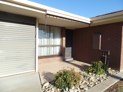 1 / 8 Meaklim Street, Shepparton