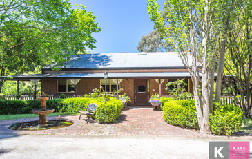 4 Downey Road, Dewhurst