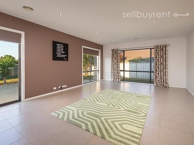 16 HEMLOCK COURT, Baranduda