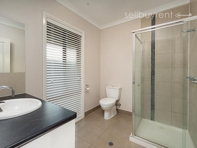 16 HEMLOCK COURT, Baranduda