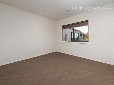 16 HEMLOCK COURT, Baranduda