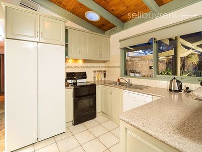 3 ROSELLA COURT, Bethanga