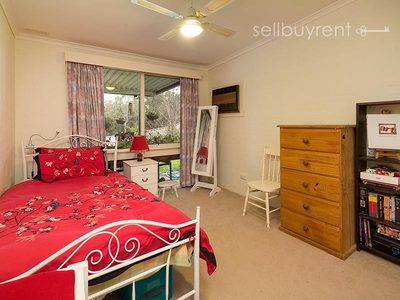 6 BUNTZ COURT, Wodonga