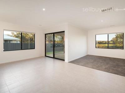26 BARNETT AVENUE, Thurgoona
