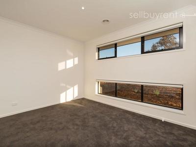 26 BARNETT AVENUE, Thurgoona