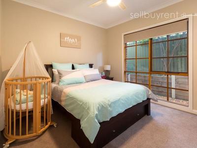 13 MCCULLOCH CRESCENT, Wodonga