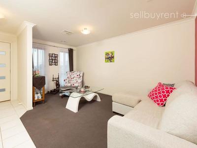 21 DERWENT WAY, Wodonga