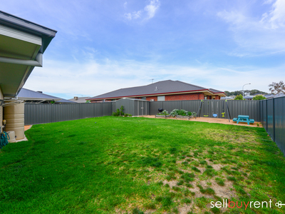 19 Wellington Drive , Thurgoona
