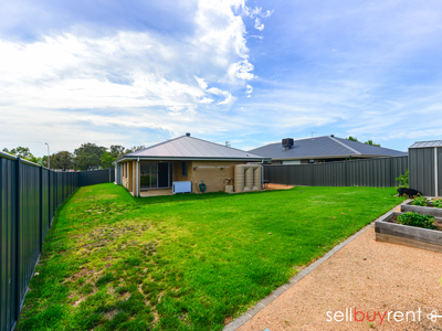 19 Wellington Drive , Thurgoona