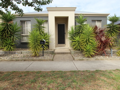 15 Kelliher Avenue , Wodonga