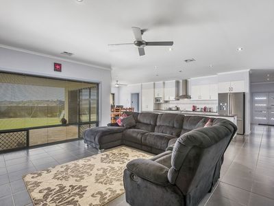 8 Saxon Court, Mount Gambier