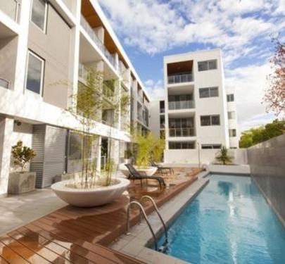 60 / 20  ROWE AVENUE, Rivervale
