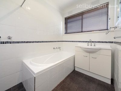 3 / 379 LAWRENCE STREET, Wodonga