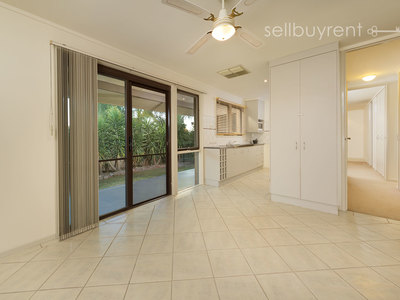 21 ZEINERT STREET, Wodonga