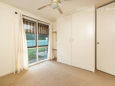 21 ZEINERT STREET, Wodonga