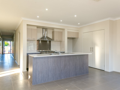 517 Hovell Street , Albury
