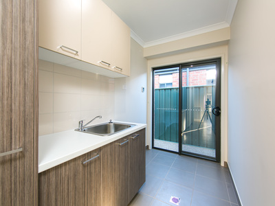 517 Hovell Street , Albury